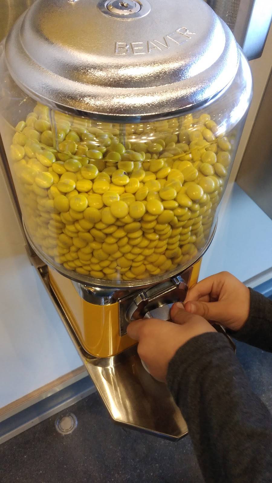 Which Wich Superior Sandwiches | restaurant | 24635 Madison Ave, Murrieta, CA 92562, USA | 9514454035 OR +1 951-445-4035