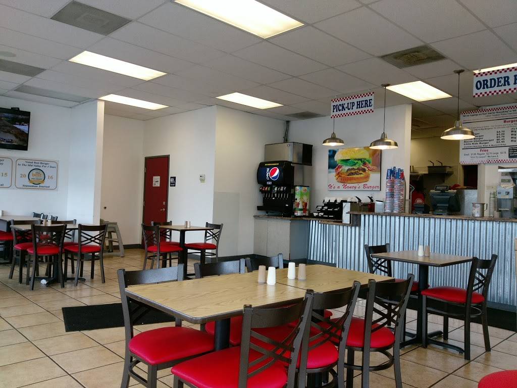 Nancy Jos Burgers And Fries | restaurant | 692 Lancaster Dr NE, Salem, OR 97301, USA | 5039907827 OR +1 503-990-7827