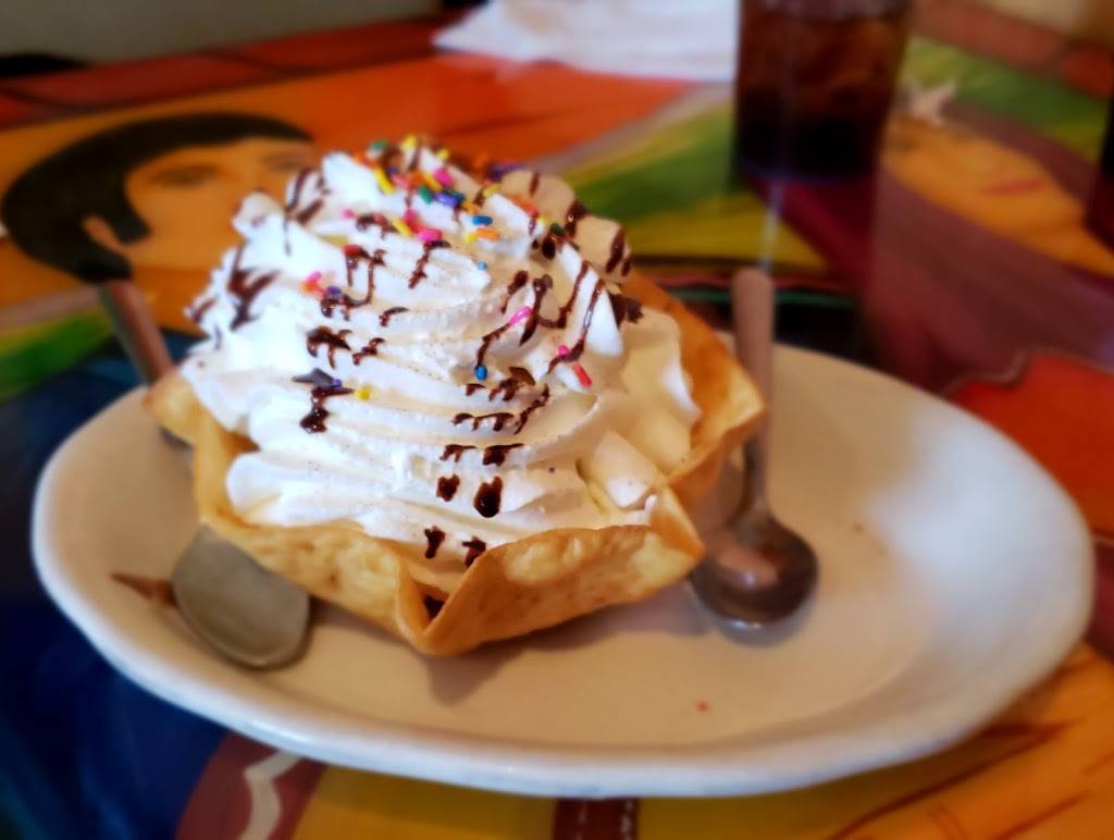 El Tequila | restaurant | 1240 E Green Bay St, Shawano, WI 54166, USA | 7155245282 OR +1 715-524-5282