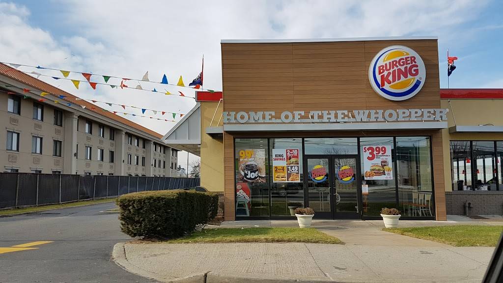 Burger King | restaurant | 665 Rockaway Turnpike, Lawrence, NY 11559, USA | 5162390046 OR +1 516-239-0046