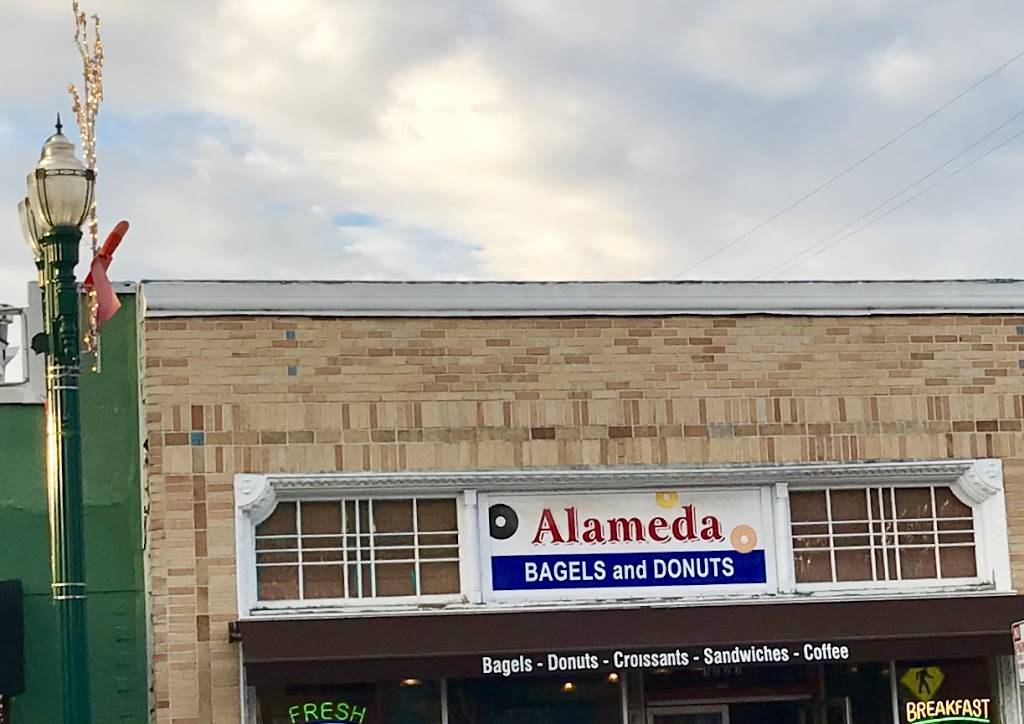 Alameda Bagels and Donuts | bakery | 1227 Park St, Alameda, CA 94501, USA | 5102394387 OR +1 510-239-4387