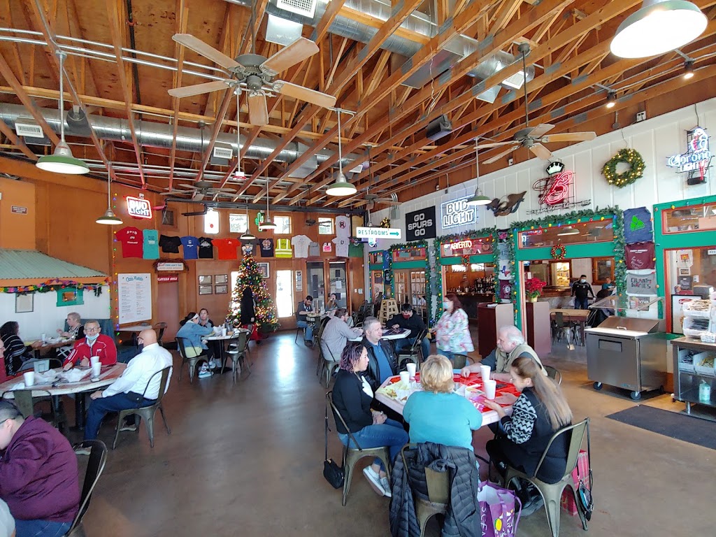 Chris Madrids | restaurant | 1900 Blanco Rd, San Antonio, TX 78212, USA | 2107353552 OR +1 210-735-3552