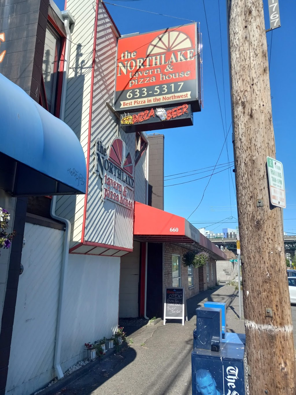 Northlake Tavern & Pizza House | restaurant | 660 NE Northlake Way, Seattle, WA 98105, USA | 2066335317 OR +1 206-633-5317