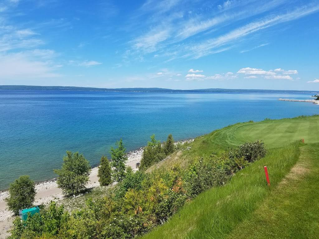 Bay Harbor Golf Club | restaurant | 5800 Coastal Ridge Dr, Bay Harbor, MI 49770, USA | 8882899319 OR +1 888-289-9319