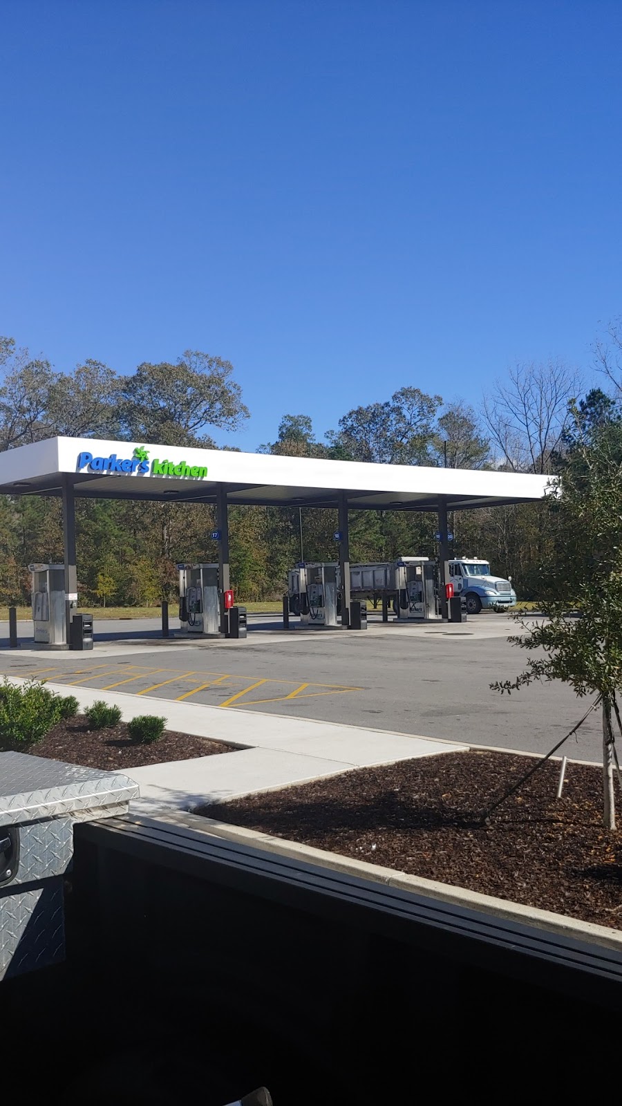 Parkers Kitchen | restaurant | 1105 N U.S. Hwy 52, Moncks Corner, SC 29461, USA | 8437615177 OR +1 843-761-5177