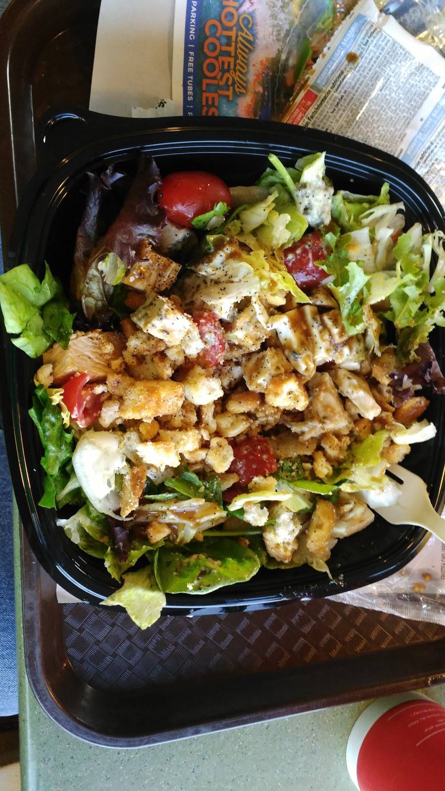 Wendys | restaurant | 607 SW Military Dr, San Antonio, TX 78221, USA | 2109226771 OR +1 210-922-6771