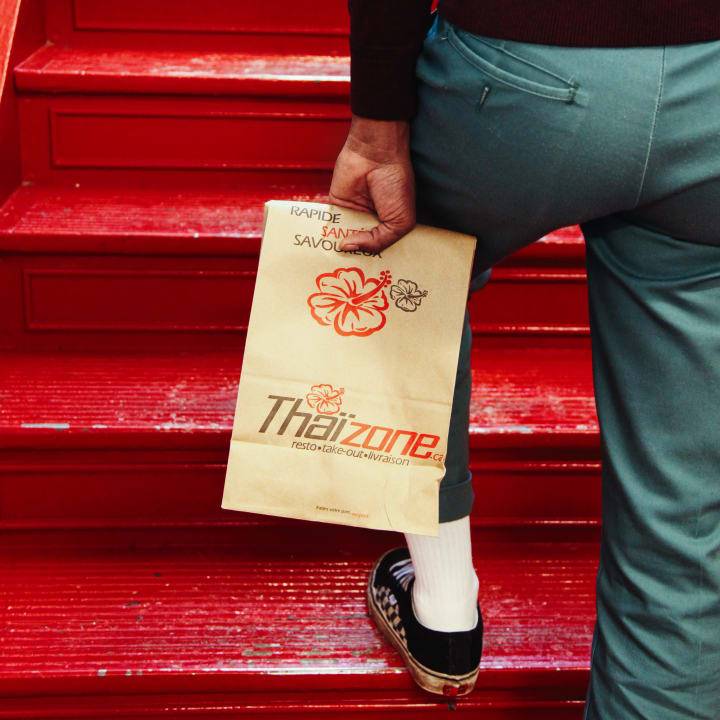 Thaïzone | restaurant | 199 Boul Labelle, Rosemère, QC J7A 2H2, Canada | 4508183898 OR +1 450-818-3898