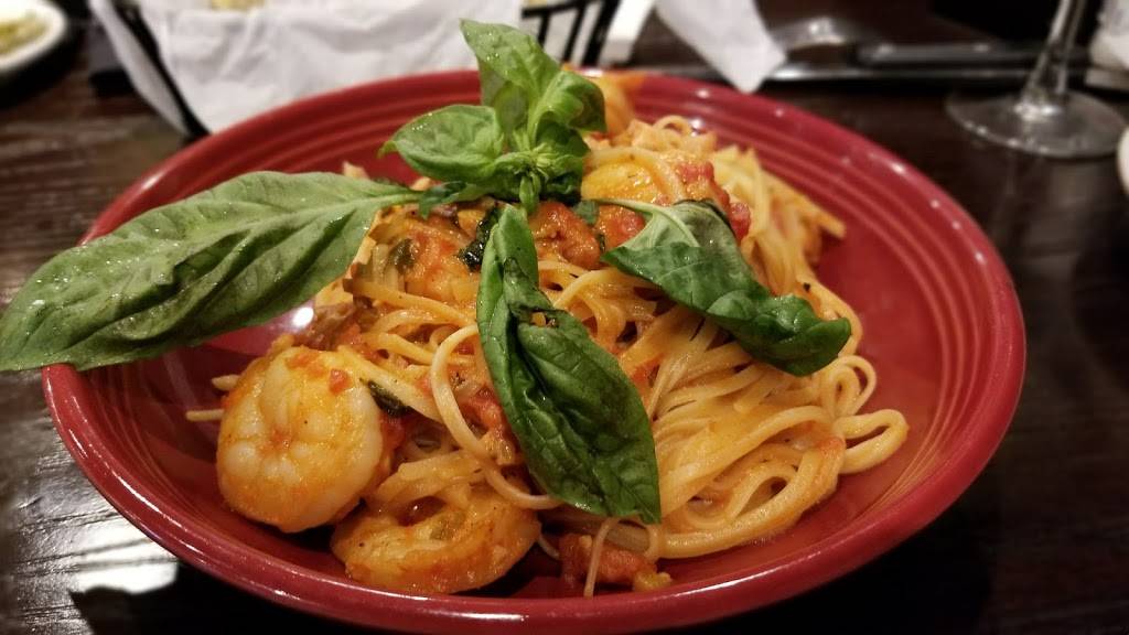 Carrabbas Italian Grill | restaurant | 12507 W IH 10, San Antonio, TX 78230, USA | 2106944191 OR +1 210-694-4191