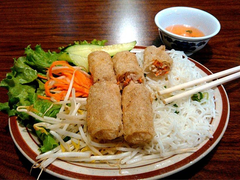 Saigon Wings | restaurant | 3712 Galley Rd, Colorado Springs, CO 80909, USA | 7195976559 OR +1 719-597-6559