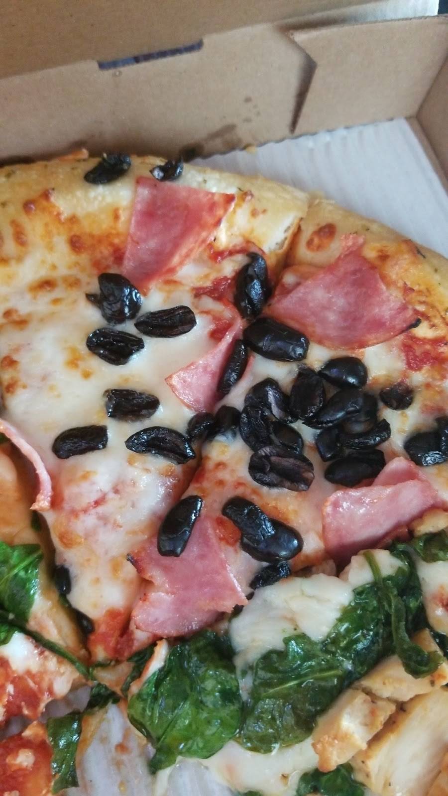 Pizza Hut | meal takeaway | 4960 Long Beach Rd SE, Southport, NC 28461, USA | 9104579432 OR +1 910-457-9432