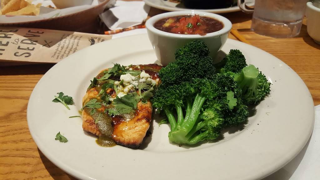 Chilis Grill & Bar | meal takeaway | 5788 Hwy 6, Missouri City, TX 77459, USA | 2814990227 OR +1 281-499-0227