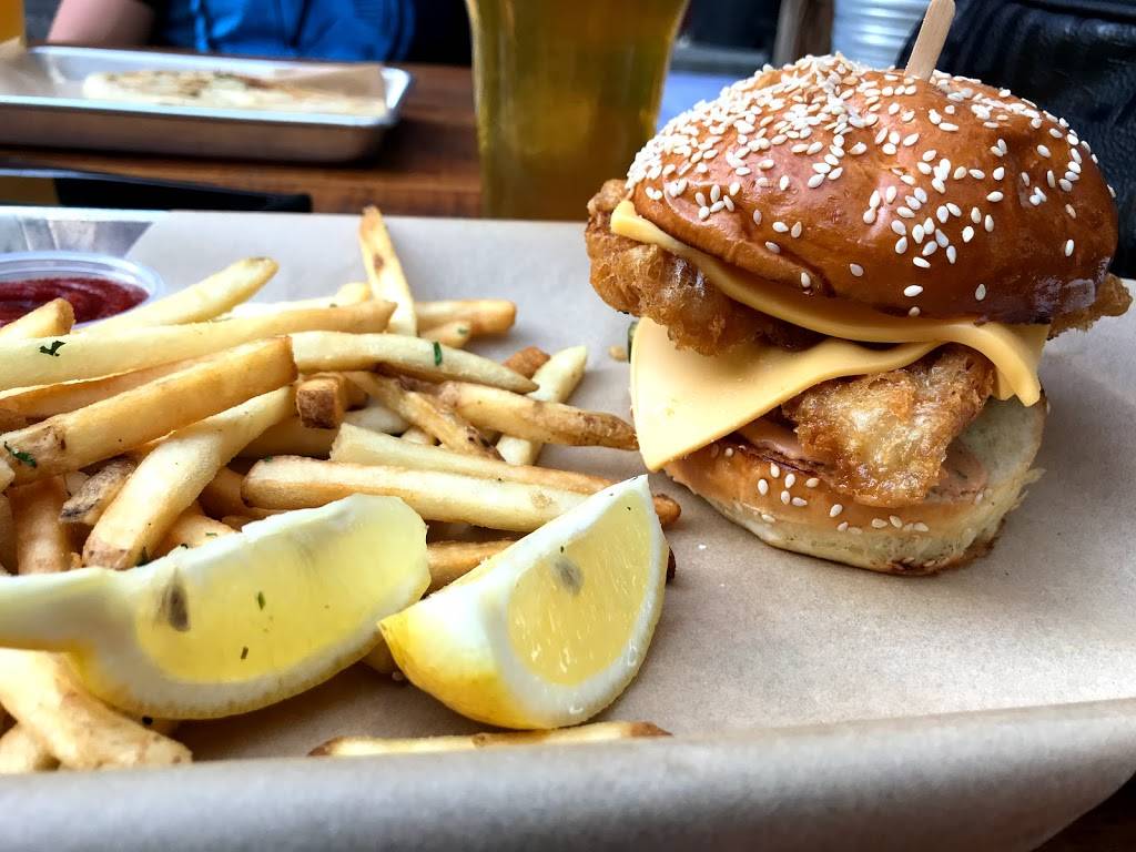 Kings Row Gastropub | restaurant | 20 E Colorado Blvd, Pasadena, CA 91105, USA | 6267933010 OR +1 626-793-3010