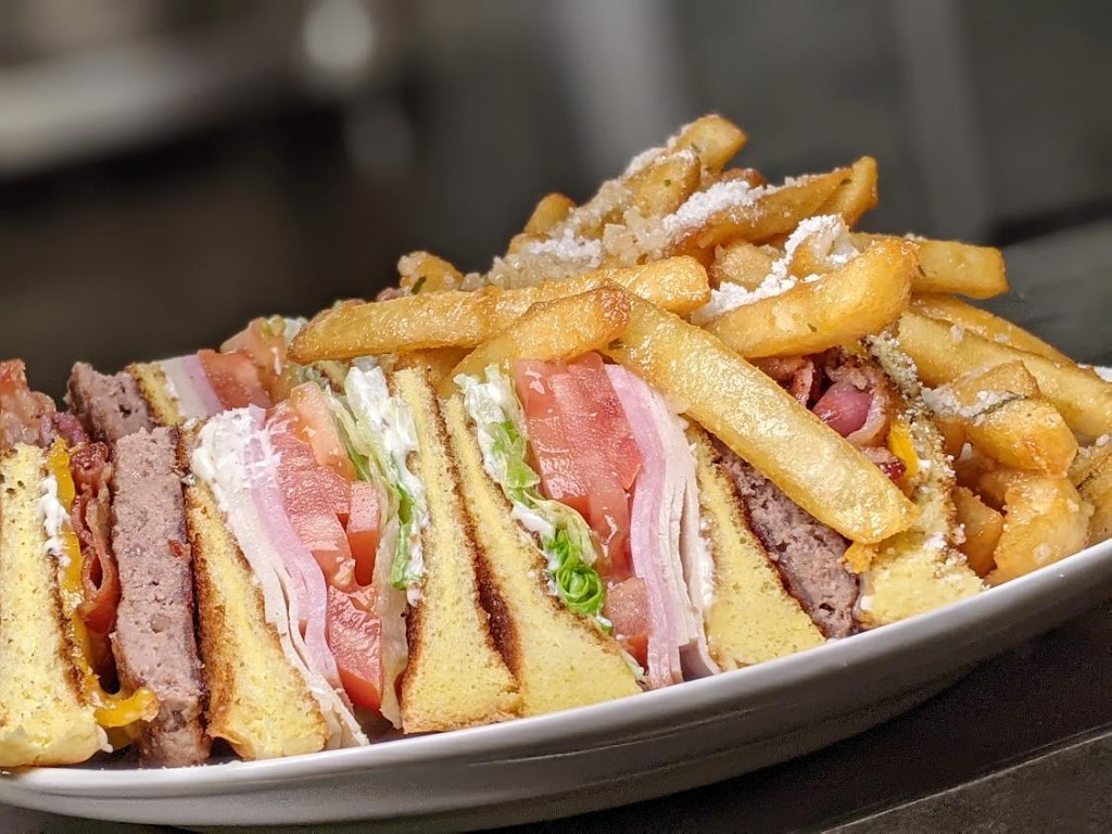 Johnnys Pub | night club | 845 Valley Mall Pkwy, East Wenatchee, WA 98802, USA | 5098885646 OR +1 509-888-5646