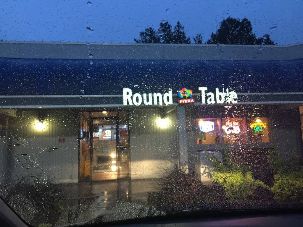 Round Table Pizza | meal delivery | 50 Cabrillo Hwy N, Half Moon Bay, CA 94019, USA | 6507265208 OR +1 650-726-5208
