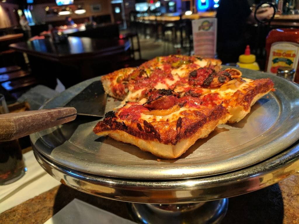 Orleans Sports Cafe | cafe | 100 Macomb Pl, Mt Clemens, MI 48043, USA | 5864652201 OR +1 586-465-2201