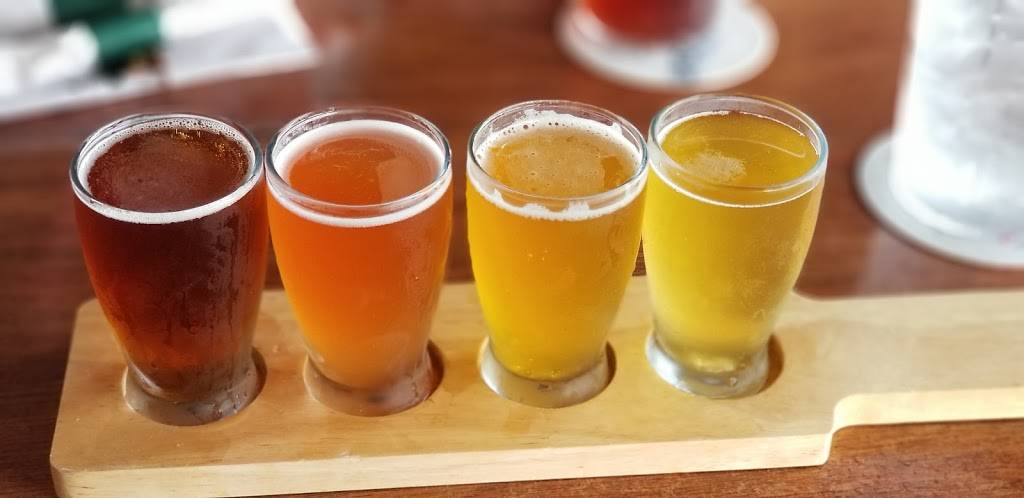 Carolina Ale House | restaurant | 2938-3078 Hollywood Dr, Myrtle Beach, SC 29577, USA | 8438394222 OR +1 843-839-4222