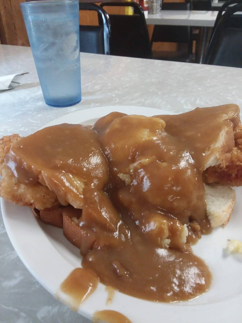 Heres 2U | restaurant | 208 W Main St, Fredericksburg, IA 50630, USA | 5632376062 OR +1 563-237-6062