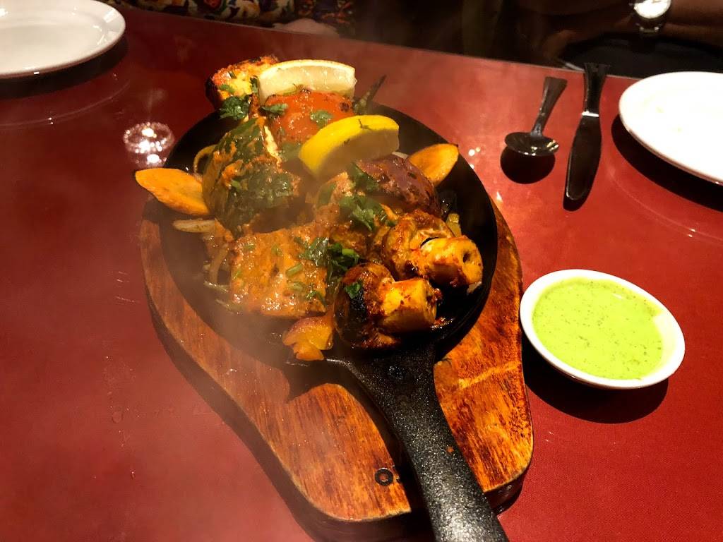 Coriander Green | restaurant | 342 Church St, Oakville, ON L6J 1P1, Canada | 9053382540 OR +1 905-338-2540