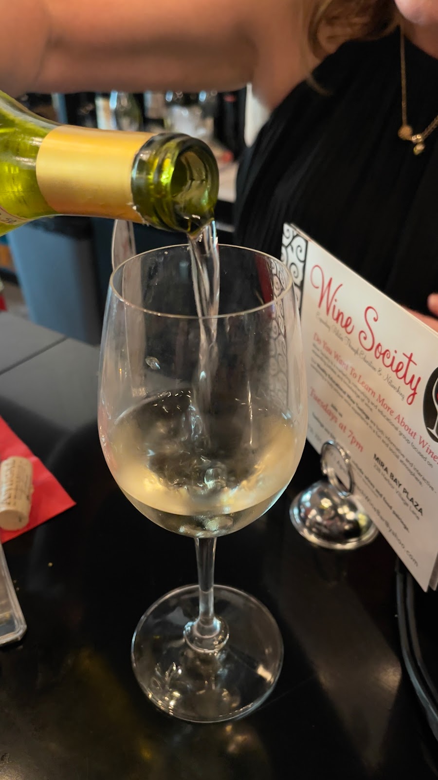 Society Wine Bar | restaurant | 238 Harbor Village Ln, Apollo Beach, FL 33572, USA | 8133313907 OR +1 813-331-3907