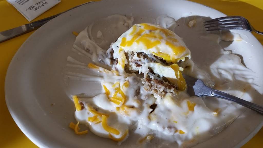 Poochies Place | restaurant | 1375 W Ohio Pike, Amelia, OH 45102, USA | 5137534000 OR +1 513-753-4000