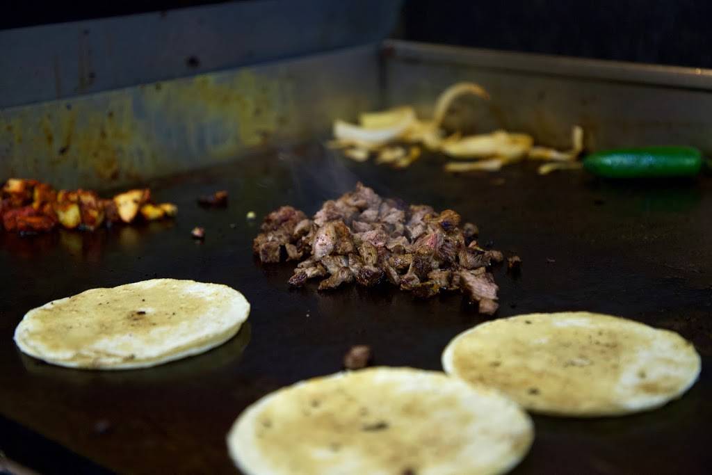 Los dos gordos | restaurant | 14875 N Cave Creek Rd, Phoenix, AZ 85032, USA | 6029923465 OR +1 602-992-3465