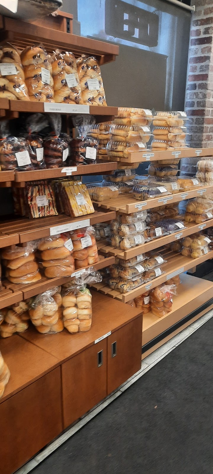 Valerios Tropical Bake Shop | restaurant | Hayward, CA 94545, USA | 5107810407 OR +1 510-781-0407