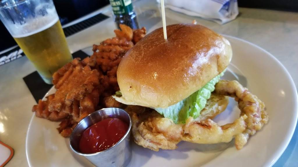 The Pearl Steak & Seafood Restaurant | restaurant | 7935 Airport-Pulling Rd #20, Naples, FL 34109, USA | 2395915939 OR +1 239-591-5939