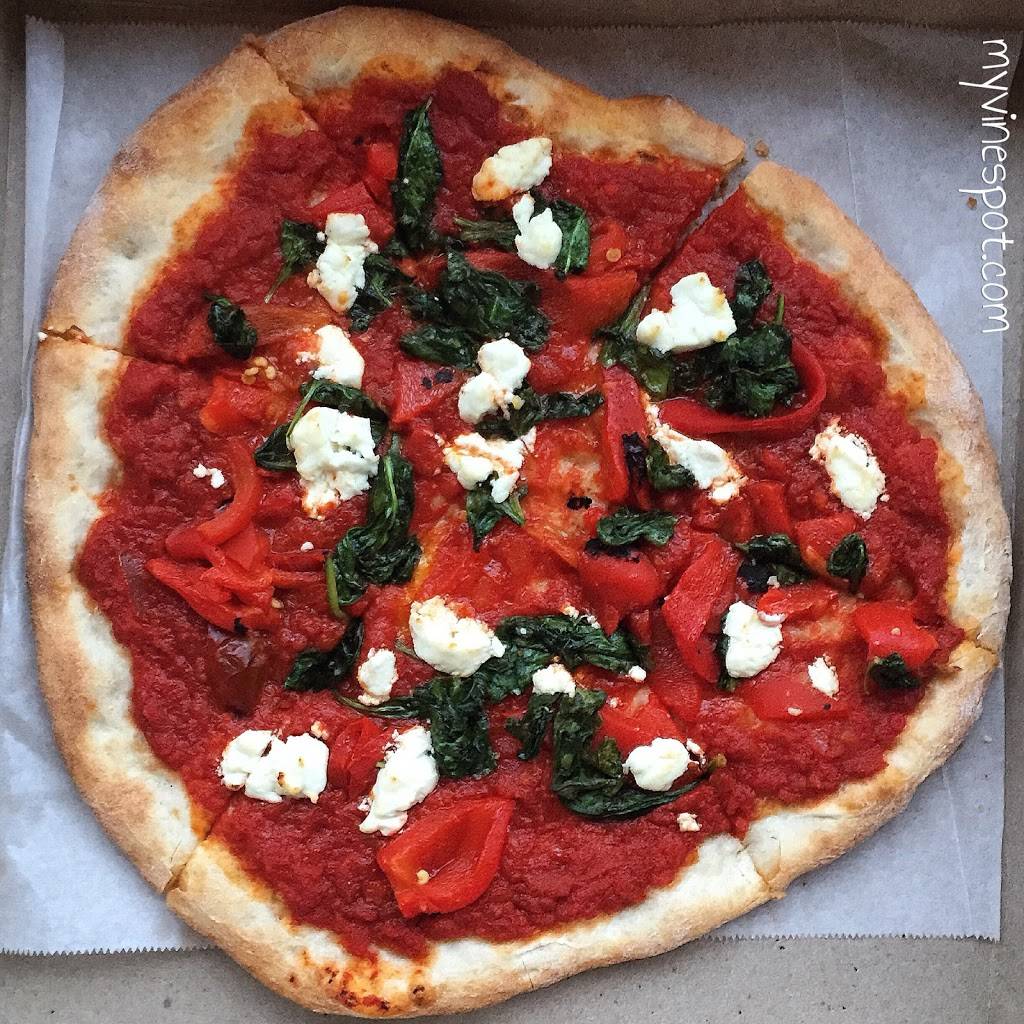 Vinnys Pizza and Italian Grill | restaurant | 10019 MD-346, Berlin, MD 21811, USA | 4103903713 OR +1 410-390-3713