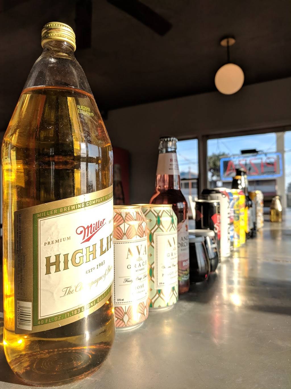 Matunuck Pizza Pie Co. | restaurant | 920 Matunuck Beach Rd, South Kingstown, RI 02879, USA | 4017924977 OR +1 401-792-4977