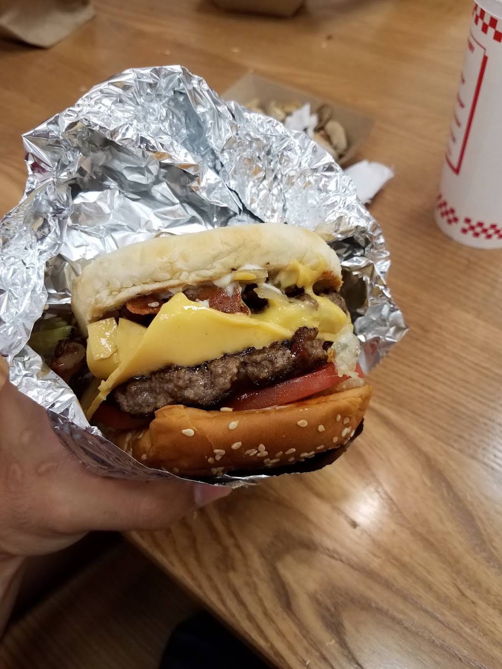 Five Guys | meal takeaway | 8324 International Dr, Orlando, FL 32819, USA | 4077302339 OR +1 407-730-2339