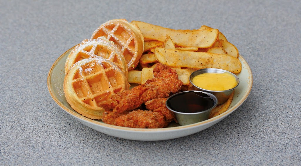 The Library Bar & Eatery | restaurant | 5011 Aspen Grove Dr, Franklin, TN 37067, USA | 6154351698 OR +1 615-435-1698