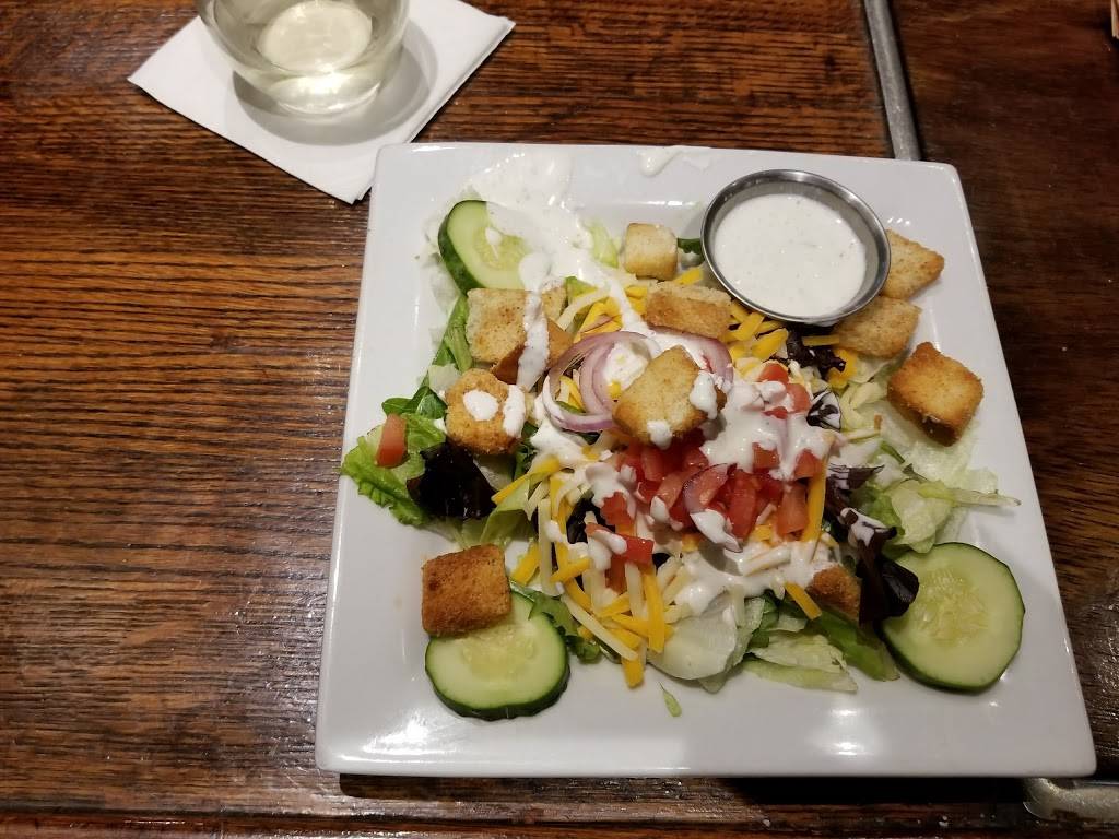 Chilis Grill & Bar | meal takeaway | 40584 US-19, Tarpon Springs, FL 34689, USA | 7279374822 OR +1 727-937-4822