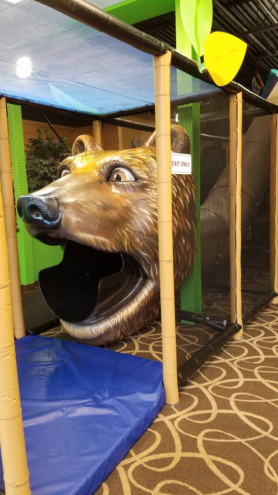 Fort Clarkston | restaurant | 7127 Dixie Hwy, Village of Clarkston, MI 48346, USA | 2482975453 OR +1 248-297-5453