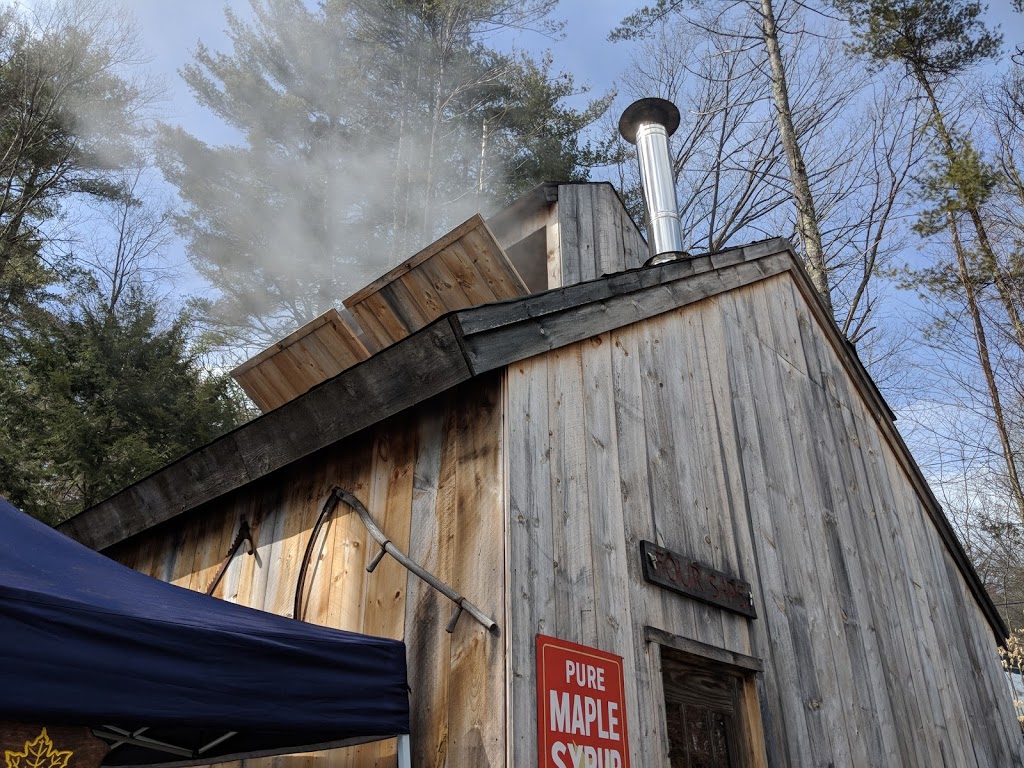 Four Saps Sugar Shack | restaurant | 10 Fredette Dr, Lyndeborough, NH 03082, USA | 6036548741 OR +1 603-654-8741