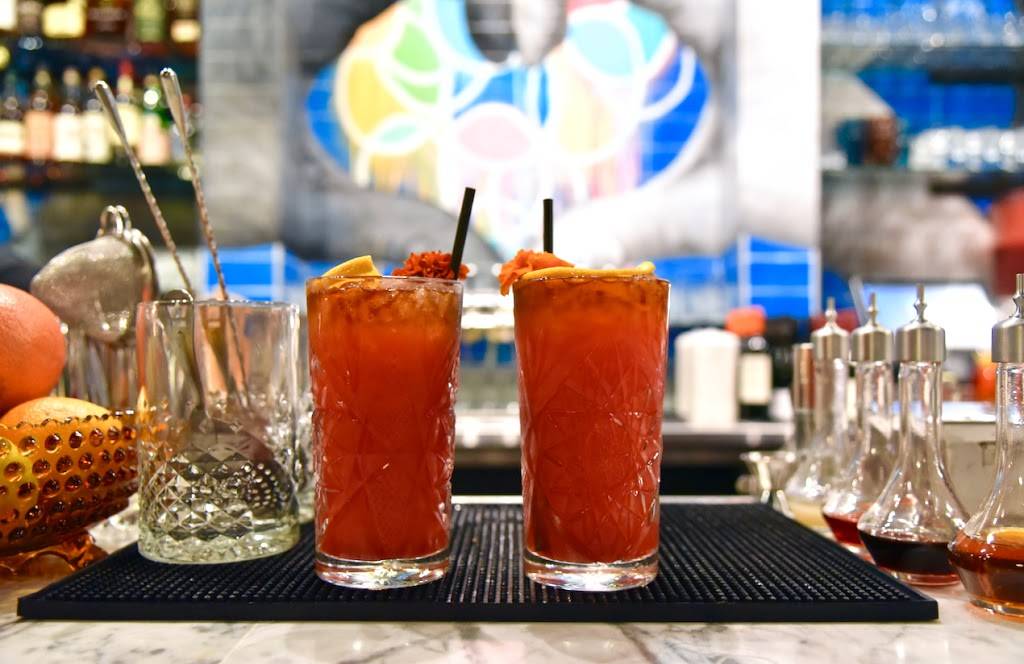 BAWK! Fried Chicken | restaurant | 1409 R St #102, Sacramento, CA 95811, USA | 9164658700 OR +1 916-465-8700