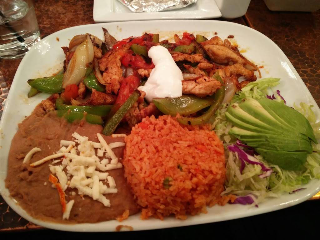 Maize at the Station | restaurant | 100 N Chestnut St, Champaign, IL 61820, USA | 2173553611 OR +1 217-355-3611