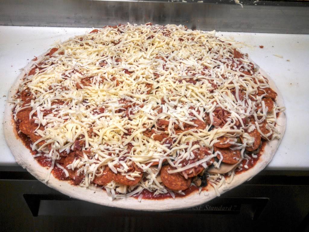 The Pizza Pit | restaurant | 906 Main St, Ashton, IL 61006, USA | 8154532152 OR +1 815-453-2152