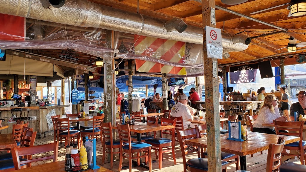 The Flora-Bama Yacht Club | restaurant | 17350 Perdido Key Dr, Pensacola, FL 32507, USA | 8504836272 OR +1 850-483-6272