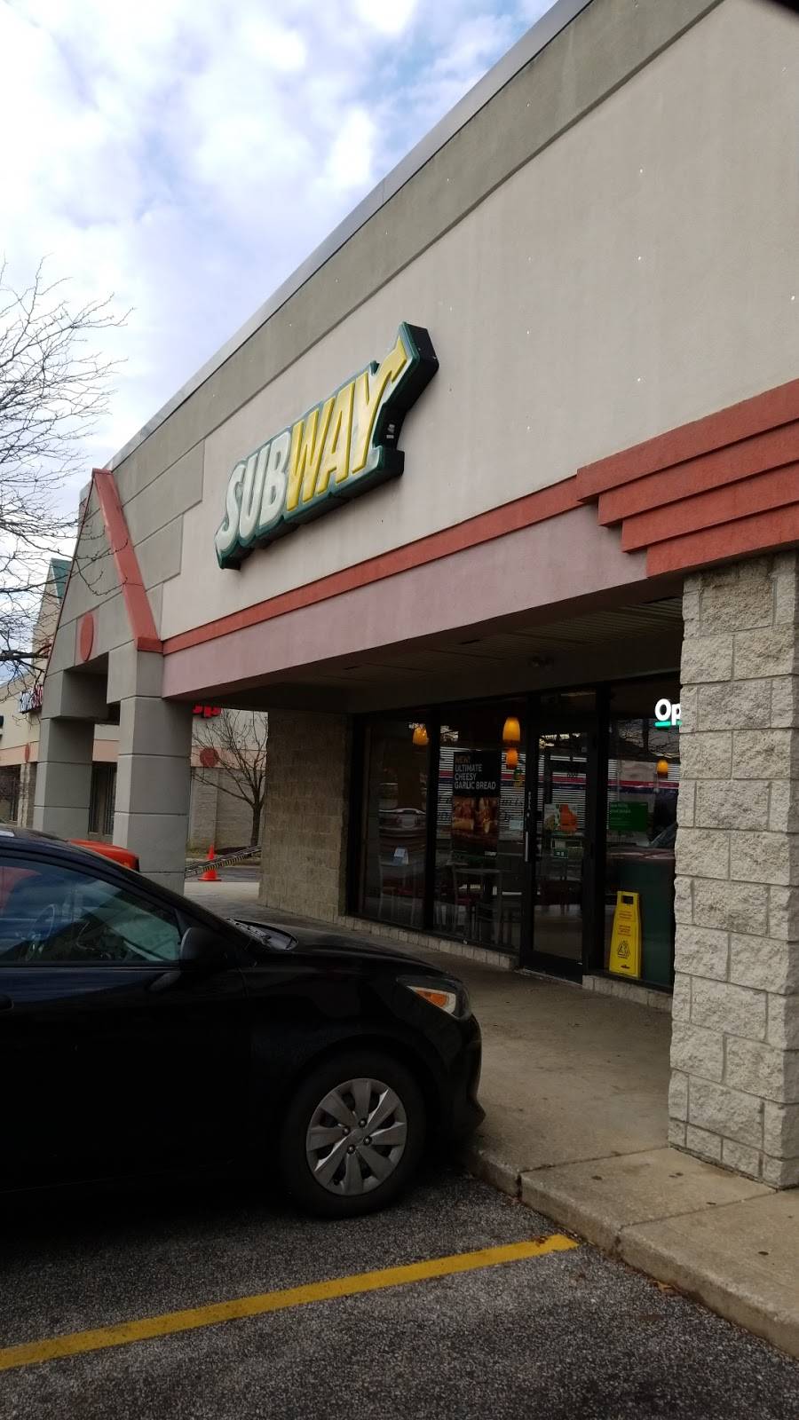 Subway | restaurant | 3500 Hudson Dr #1, Stow, OH 44224, USA | 3309456211 OR +1 330-945-6211