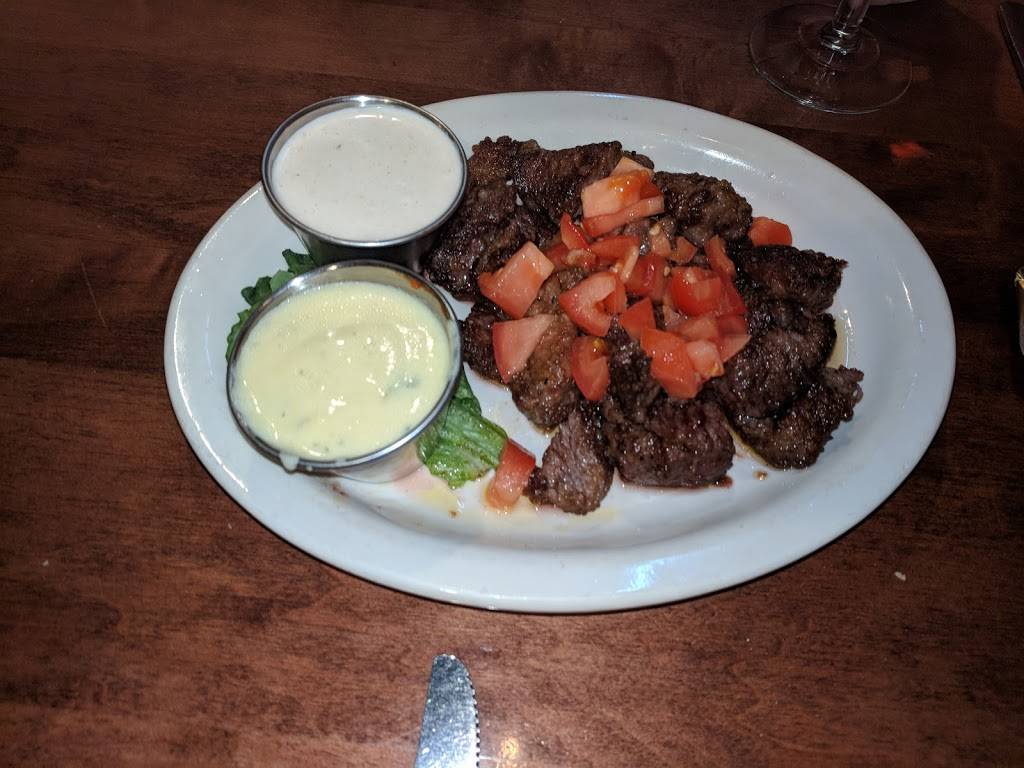 Pig On The Porch | restaurant | 130 Railway St W, Loretto, MN 55357, USA | 7634791788 OR +1 763-479-1788