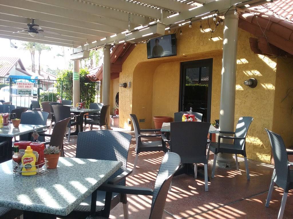 The Beer Hunter | restaurant | 78-483 CA-111, La Quinta, CA 92253, USA | 7605647442 OR +1 760-564-7442