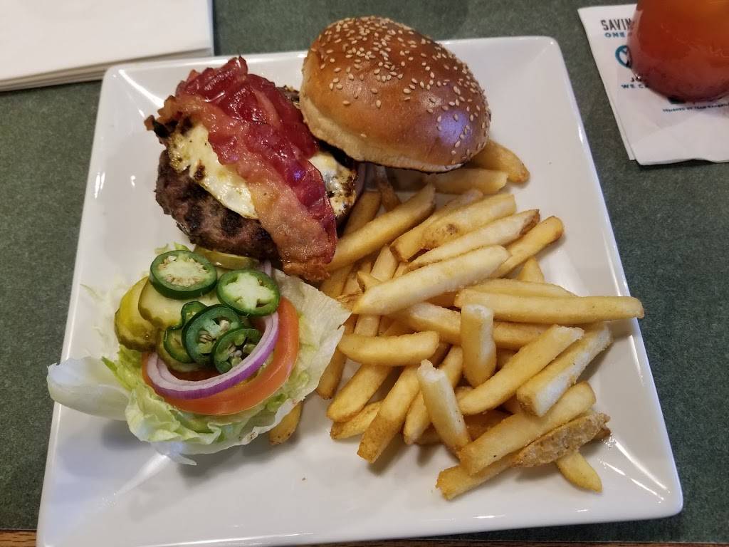 The Greene Turtle Sports Bar & Grille | restaurant | 6 St. Marys Avenue, Suite 104, La Plata, MD 20646, USA | 3013929119 OR +1 301-392-9119