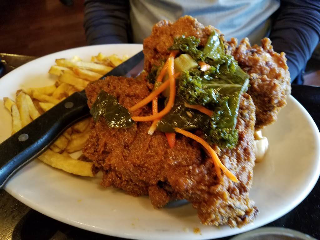 Maxies | restaurant | 6732 W Fairview Ave, Milwaukee, WI 53213, USA | 4142923969 OR +1 414-292-3969