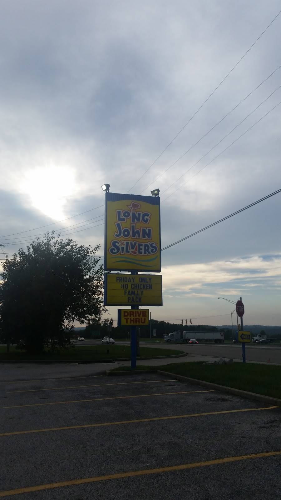Long John Silvers | restaurant | 3400 16th St, Bedford, IN 47421, USA | 8122794150 OR +1 812-279-4150
