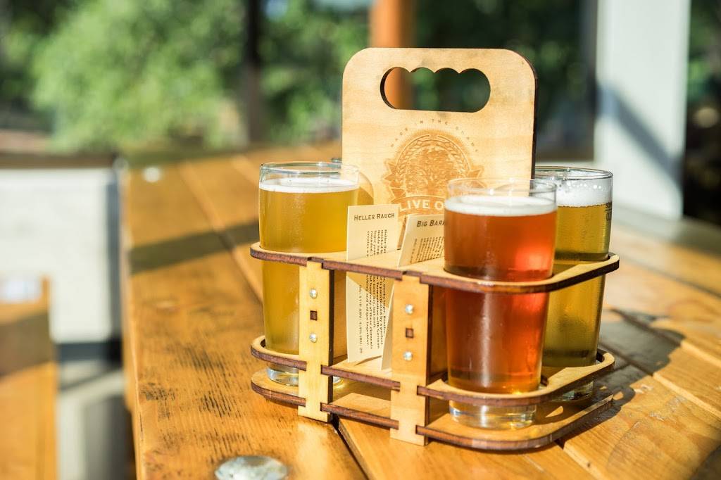 Live Oak Brewing Company | restaurant | 1615 Crozier Ln, Del Valle, TX 78617, USA | 5123852299 OR +1 512-385-2299