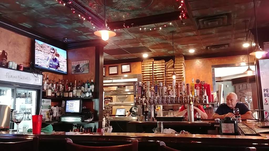 Angelos Pizza | restaurant | 13715 Madison Ave, Lakewood, OH 44107, USA | 2162210440 OR +1 216-221-0440