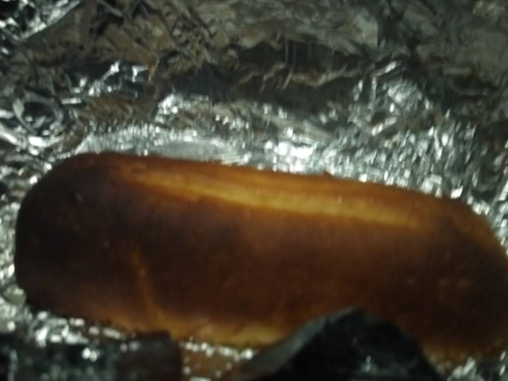 Daddios | restaurant | 135 S Poplar St, Lebanon Junction, KY 40150, USA | 5028332869 OR +1 502-833-2869