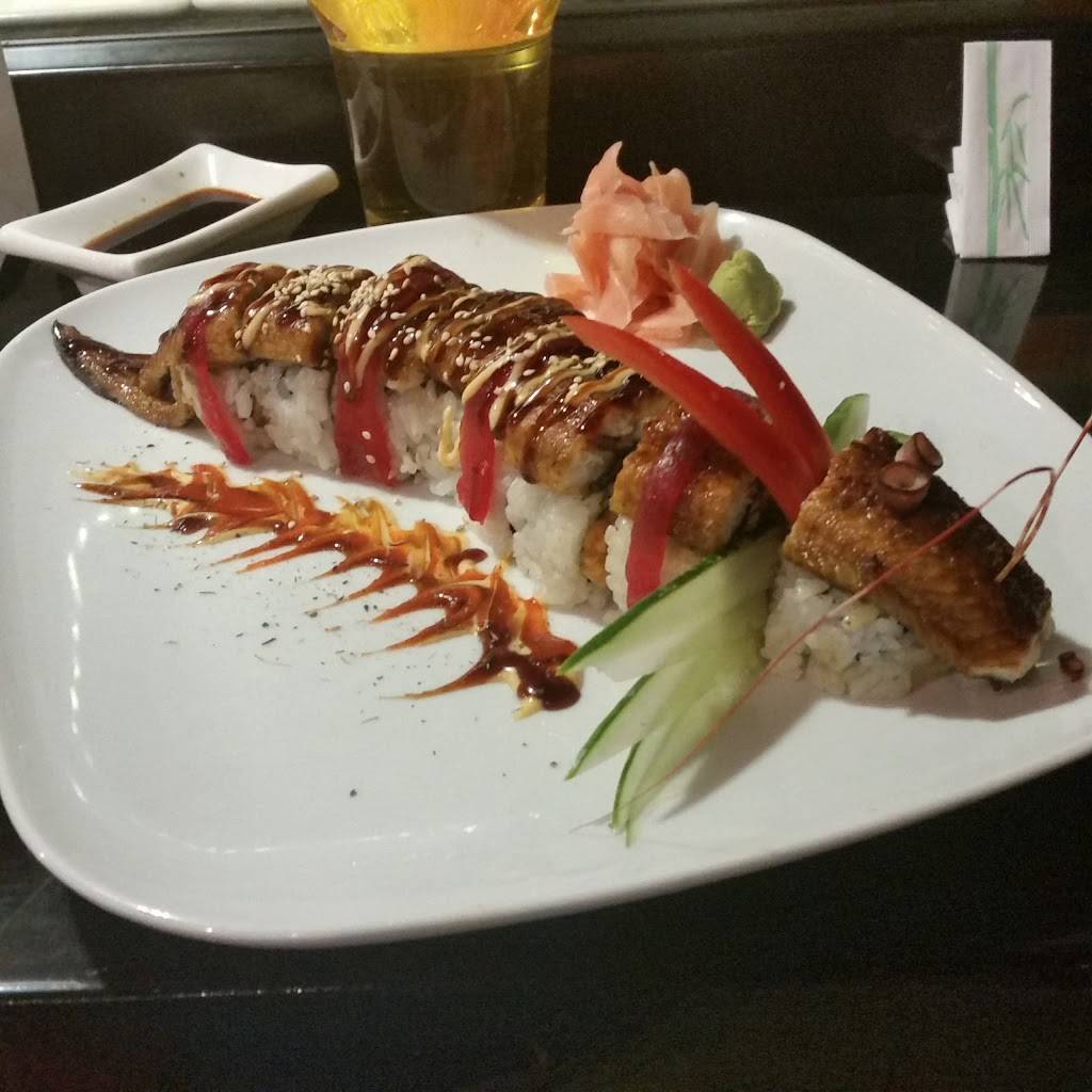 Royal Stix | restaurant | 805 Glynn St S #141, Fayetteville, GA 30214, USA | 7707166128 OR +1 770-716-6128