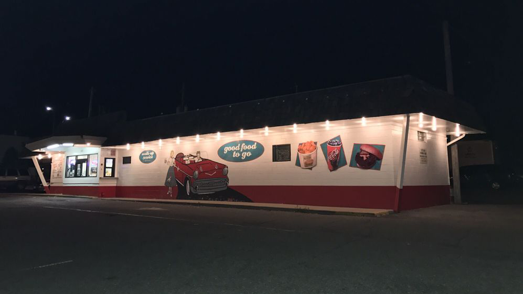 Tastee Inn & Out | restaurant | 2610 Gordon Dr, Sioux City, IA 51106, USA | 7122550857 OR +1 712-255-0857