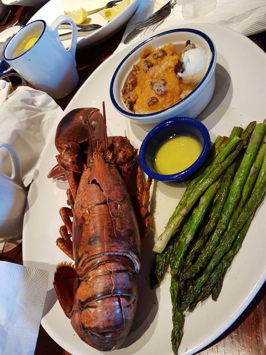 Red Lobster | restaurant | 2220 Nesconset Hwy, Stony Brook, NY 11790, USA | 6316899060 OR +1 631-689-9060